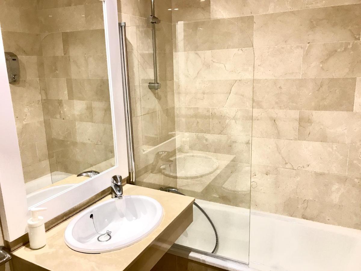 Marbella - Alicate Beachfront Apartment-9 Bagian luar foto